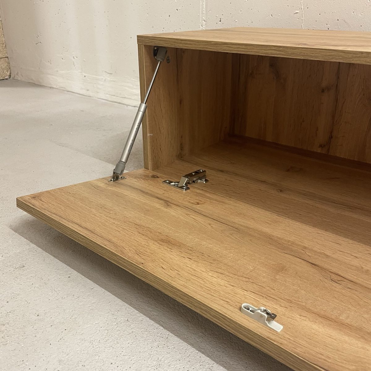 Mobili TV: TV Rack 40 x 30 x 180 cm – Usato da Thun venduto da beatriz.ue 6