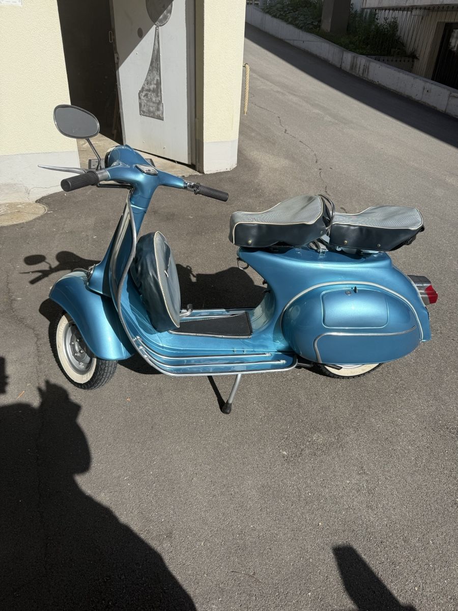 Piaggio Altro: Vespa 1967 Roller blau mit frischen Veteran – Usato da Freidorf TG venduto da PiccadillyLine