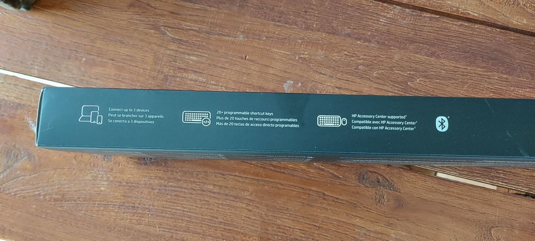 Hewlett Packard Tastaturen: HP 975 Dual-Mode Wireless Keyboard – Neu und originalverpackt aus Spiez von  1