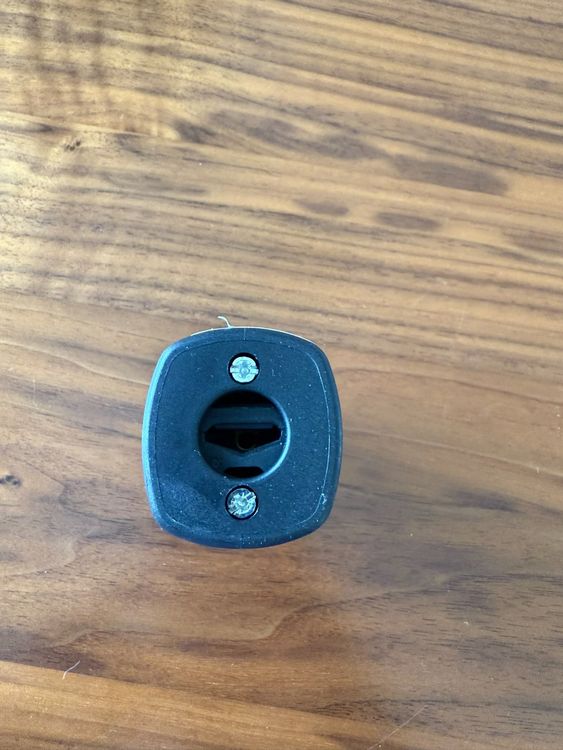 T25 Stecker schwarz 3