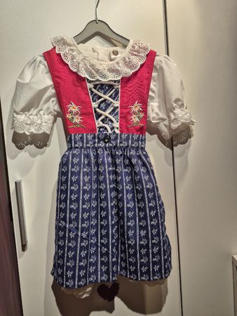 Süsses Dirndl/Tracht, Grösse 98/104, Top Zustand