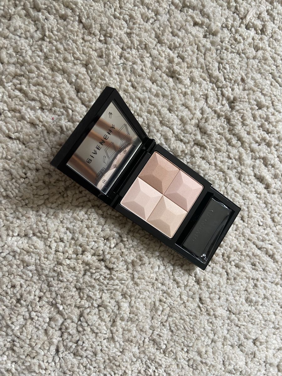 Make-up: Givenchy Le Prisme Powder Neu – Nuovo (secondo la descrizione) da St.Gallen venduto da Arc9