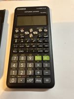 Calcolatrice scientifica Casio fx-570ES PLUS, Ottime Cond.
