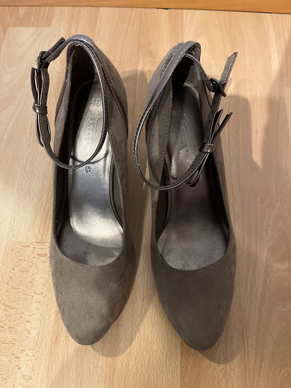 Tamaris Scarpe da donna: Tamaris Pumps – Usato da Rupperswil venduto da jro_89b6 1