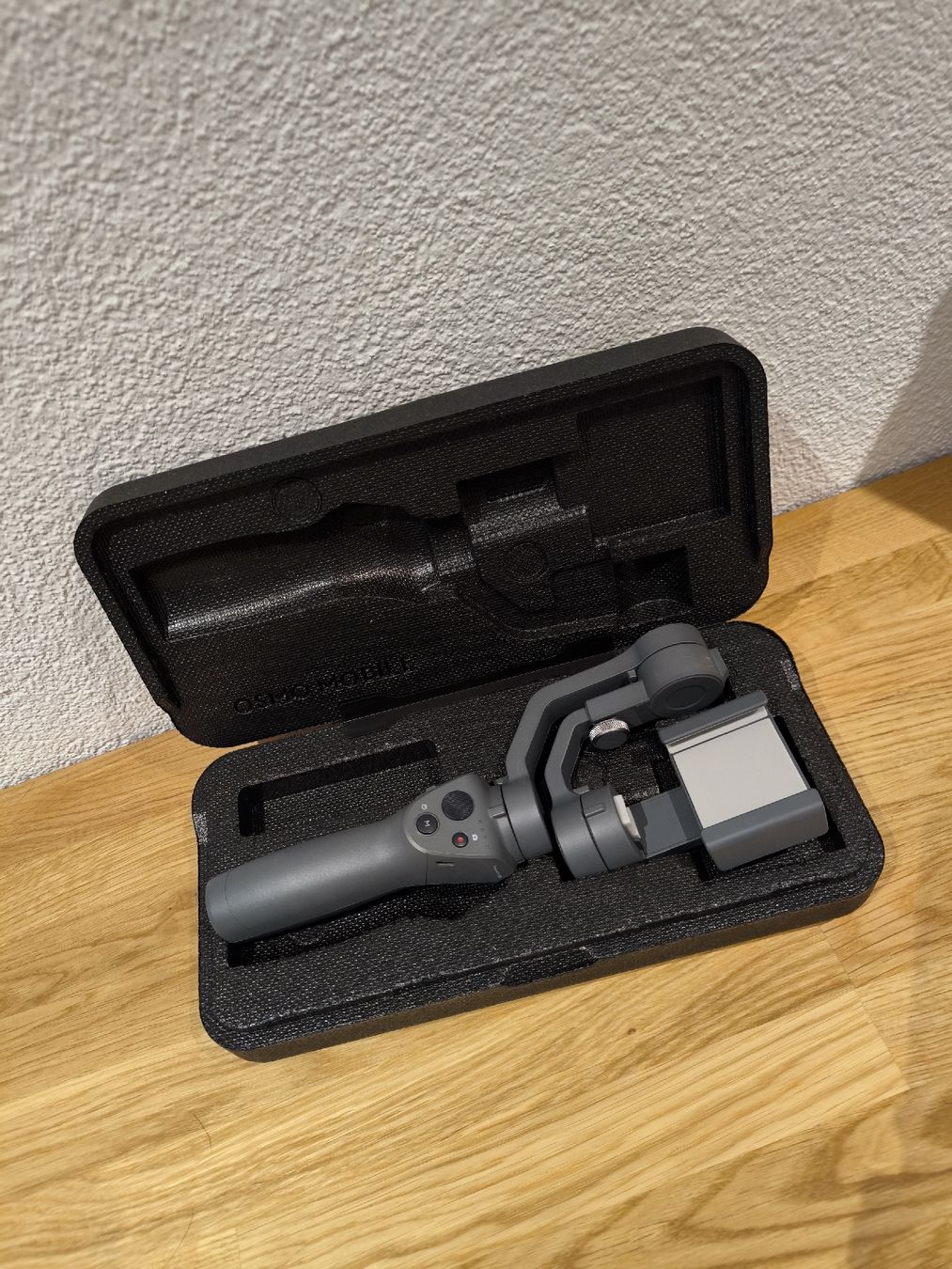 DJI Videocamere: DJI Osmo Mobile 2 Gimbal – Usato da Seewen SZ venduto da MoMauMo 2