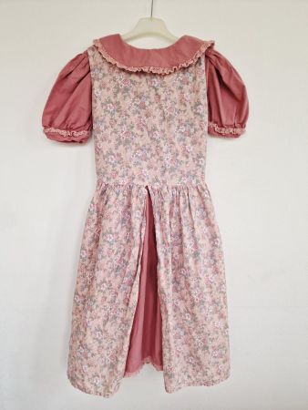 Altes Mädchen Kleid von Hand genäht Gr. 128/134 7-9Y Altrosa