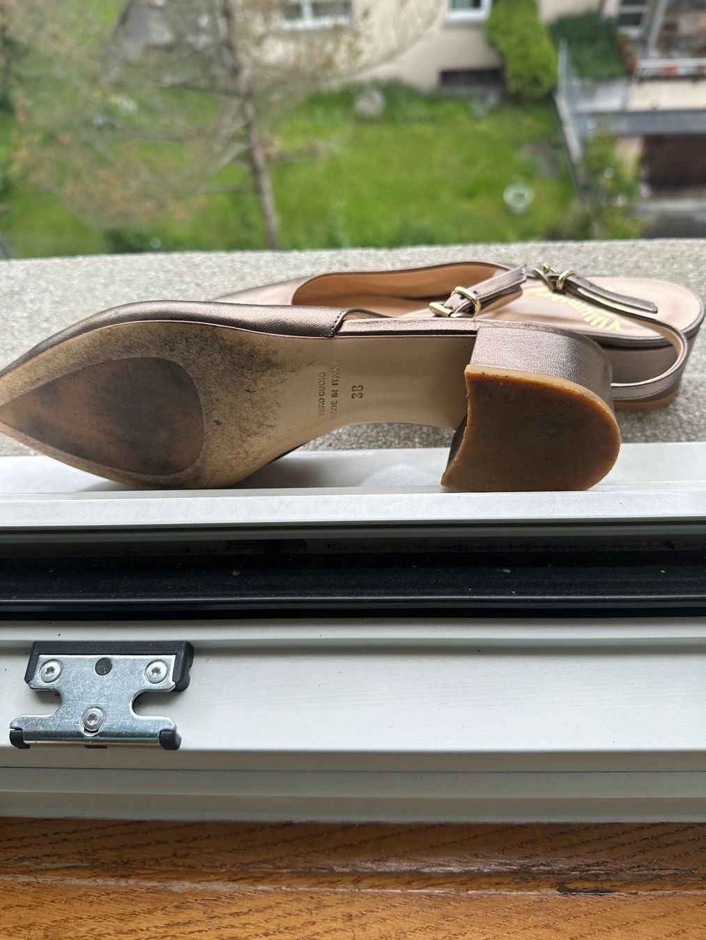 Damenschuhe: Sommerschuhe Villumière Gr 38 – Gebraucht aus Luzern von gwand 3