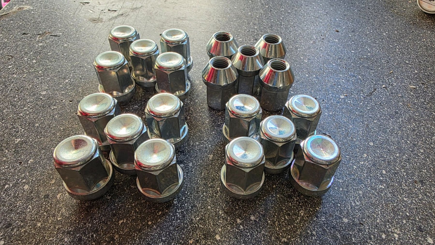 Alle Autoersatzteile: 20x boulons de roue M12x1.5 60° – Gebraucht aus Salavaux von Warp70 1