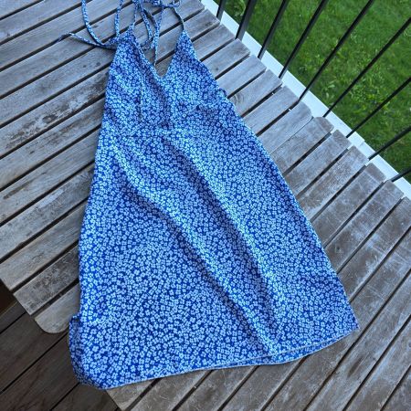 🐸 SOMMERKLEID IM RÜCKEN GEBUNDEN BLÜMCHENKLEID KLEID