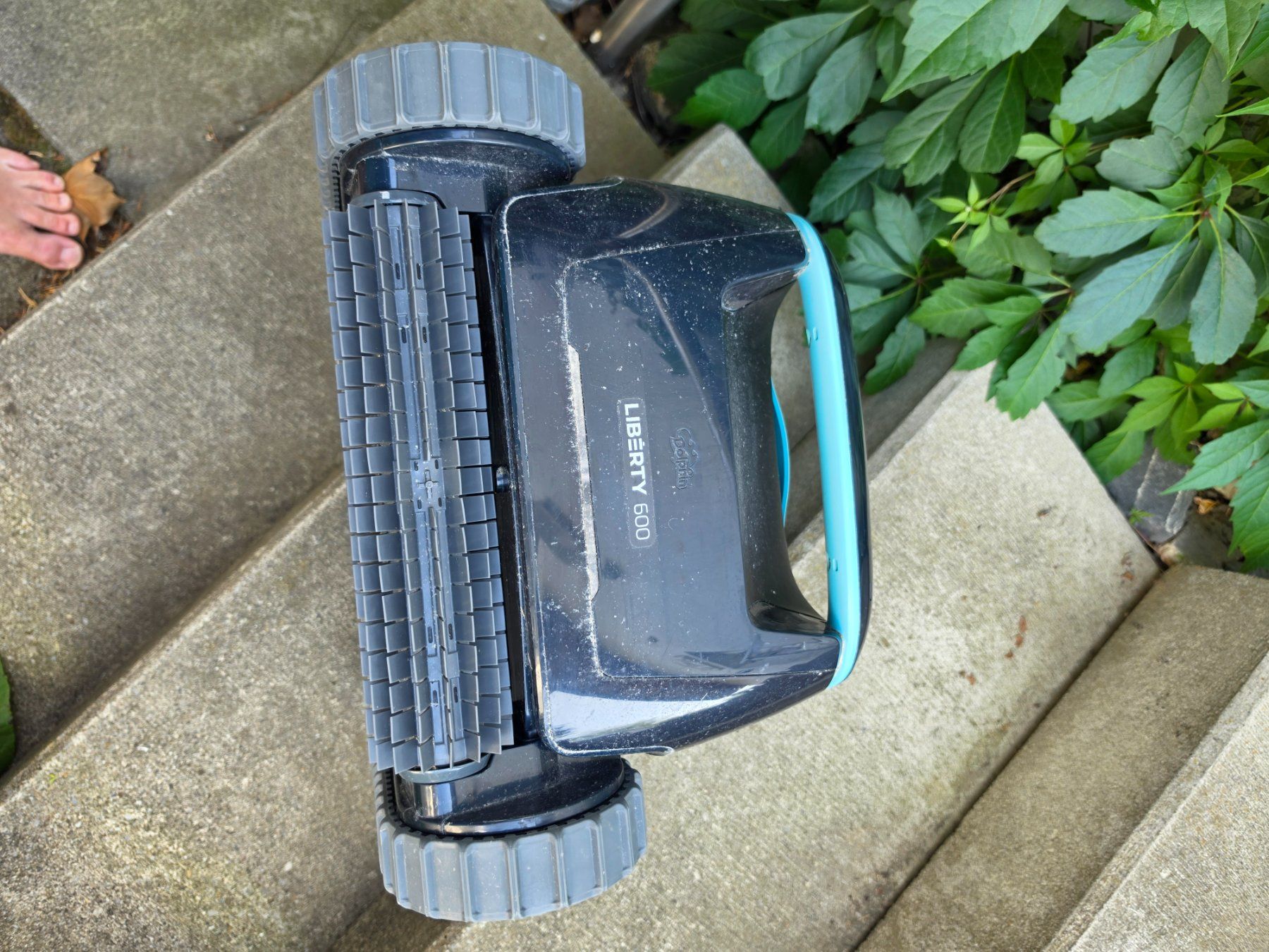 Accessoires de piscine: Poolroboter Maytonics Liberty 600 – D'occasion à Stettfurt par Seestern007