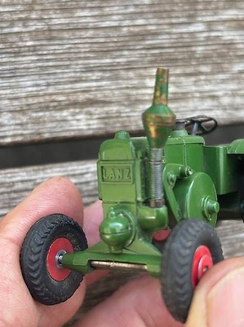 Modellini di ferrovie: Märklin - 8029, LANZ Ackerschlepper 71 – Usato da Ennenda venduto da glarner58