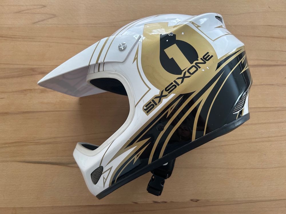 Helm downhill online 661