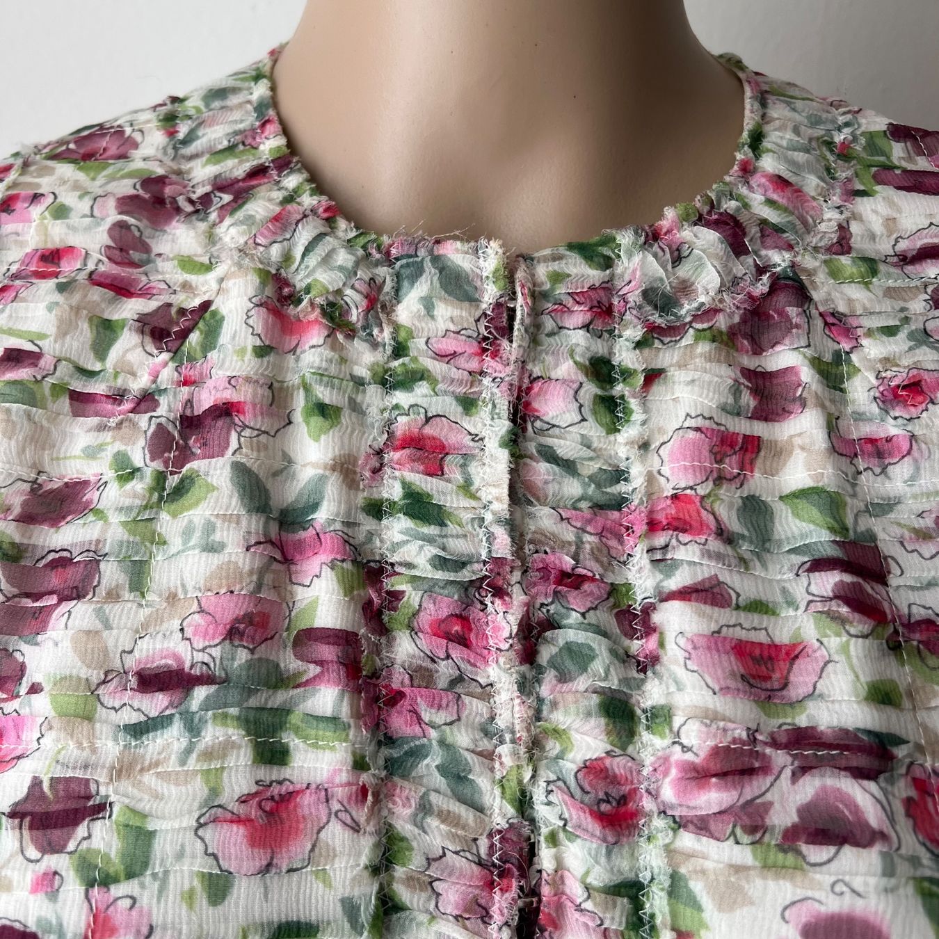 Dolce & Gabbana Jacken: DOLCE & GABBANA Jäckli | 100% Seide 💘 – Gebraucht aus Zürich von ClosetQueen 1