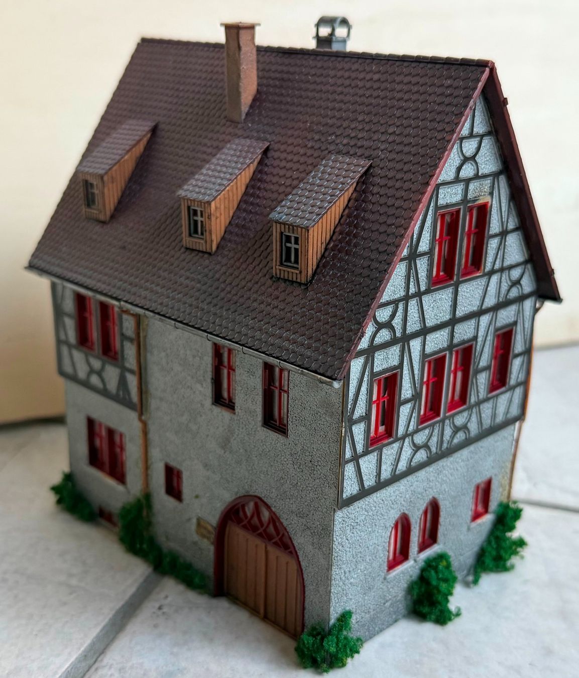 Faller Modellini di ferrovie: Faller Klosterschenke B-352 - Spur HO! – Nuovo e nell'imballaggio originale da Steffisburg venduto da Calceolaria 2
