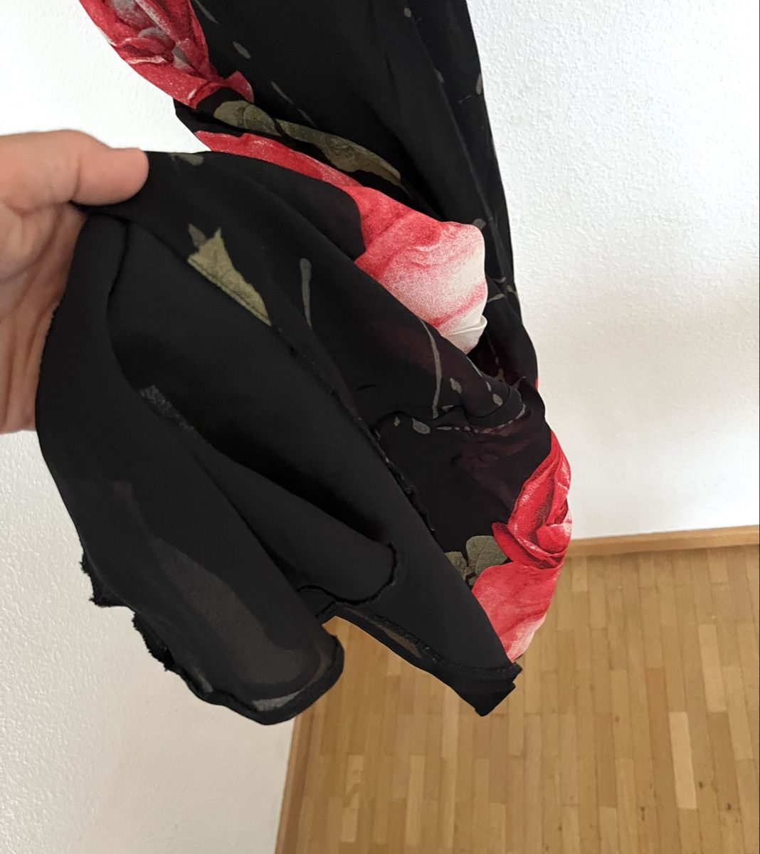 C&A Vestiti: ELEGANTES SCHWARZES BLUMENKLEID GR. 36 – Nuovo (secondo la descrizione) da Basel venduto da JJ.Elena 5