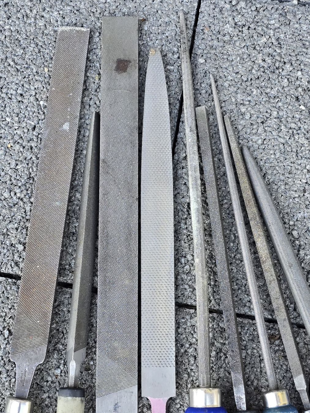 Tutti gli attrezzi: 9 Stk. Feilen ca. 40cm – Usato da Walkringen venduto da Vanuca 1