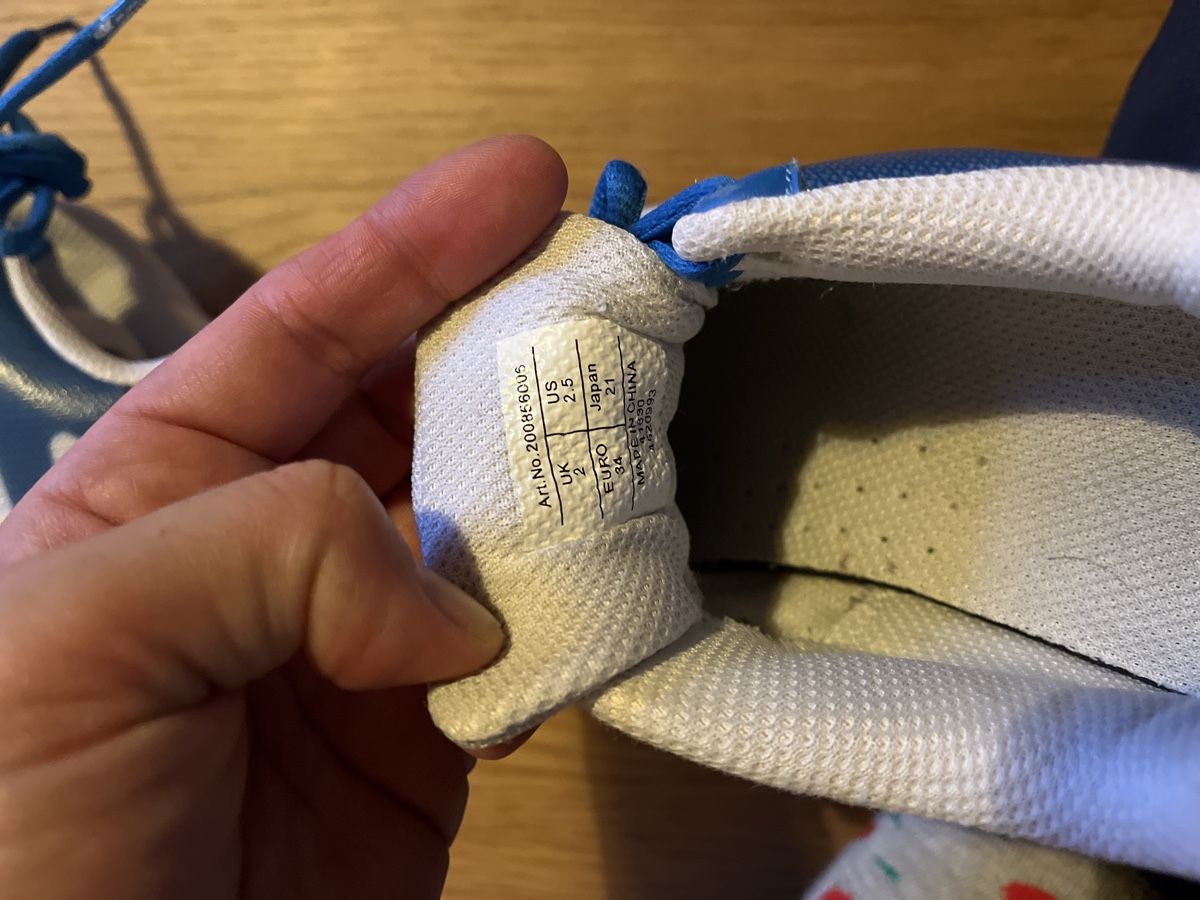 Scarpe per ragazzi: Hallenschuhe Kempa 34 – Usato da Balmberg venduto da Berglihof 4