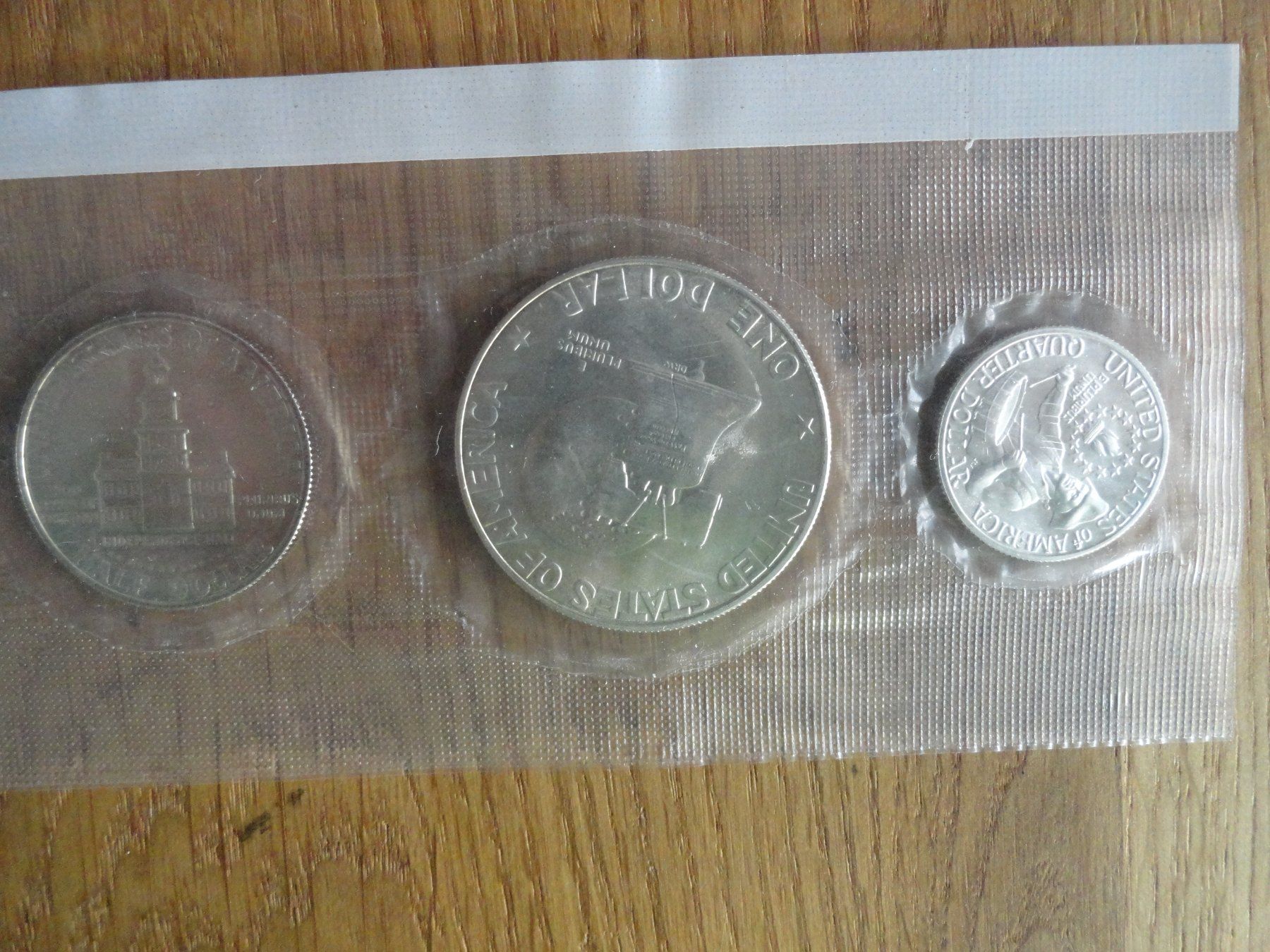 Tutti le monete: US Mint Bicentennial Silver Uncirculated Set 1776-1976 – Nuovo e nell'imballaggio originale da Gerlafingen venduto da Shiva_74 4