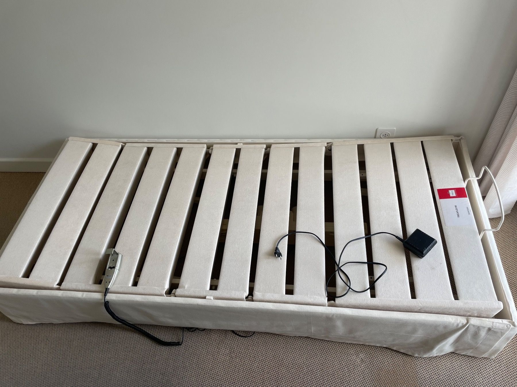 Letti: Electric bed Lit Treca Top quality Trecaflex M5 – Usato da Collonge-Bellerive venduto da IFound5
