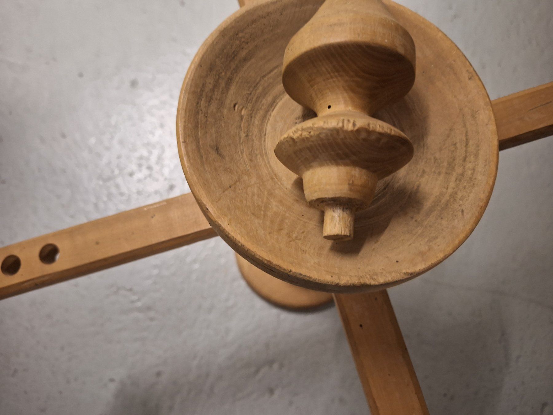 Articles en bois: Enrouleur de laines – D'occasion à Kloten par flo_r5hm