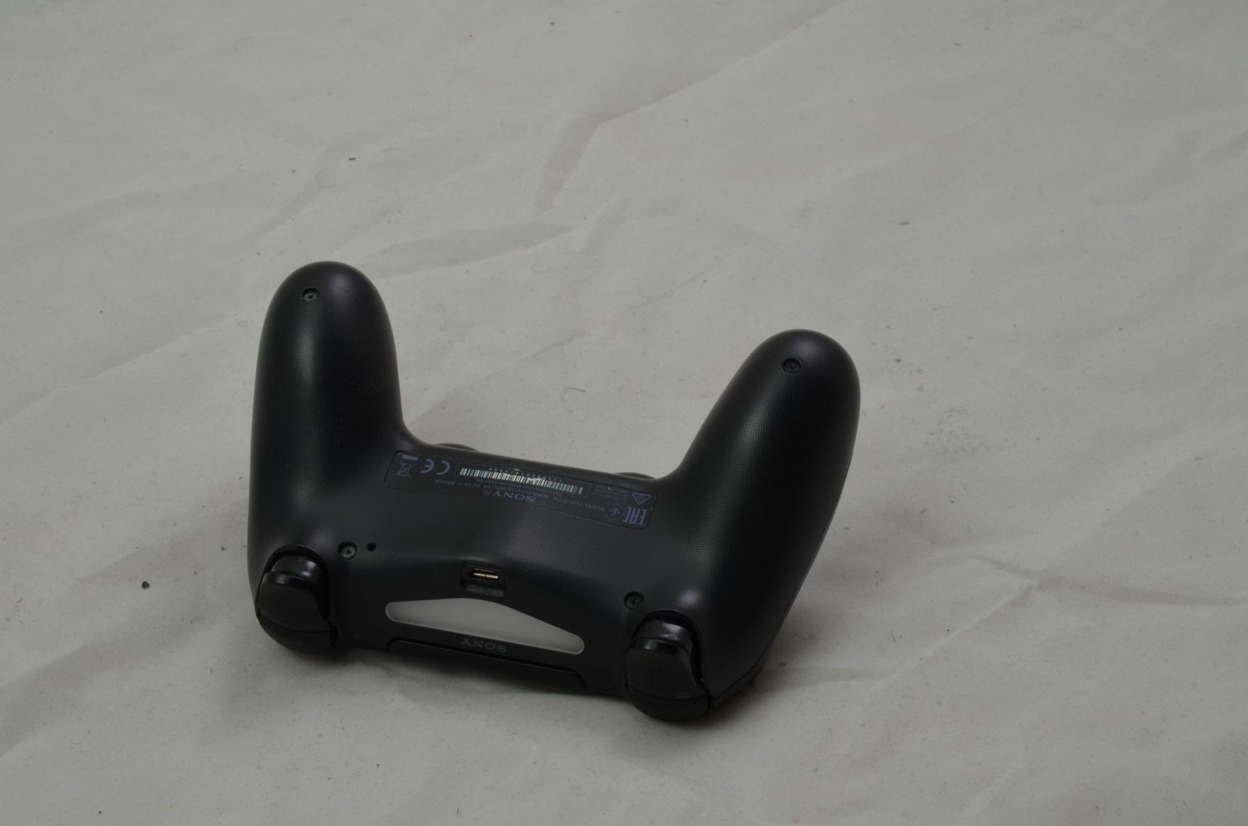Controller: Sony Playstation 4 Original Controller – Usato da Buchs AG venduto da SellAndBuyX 3
