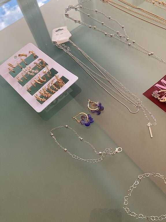 Autres bijoux: Modeschmuck – Neuf (Voir description) à Grächen par jan_9wyc 1