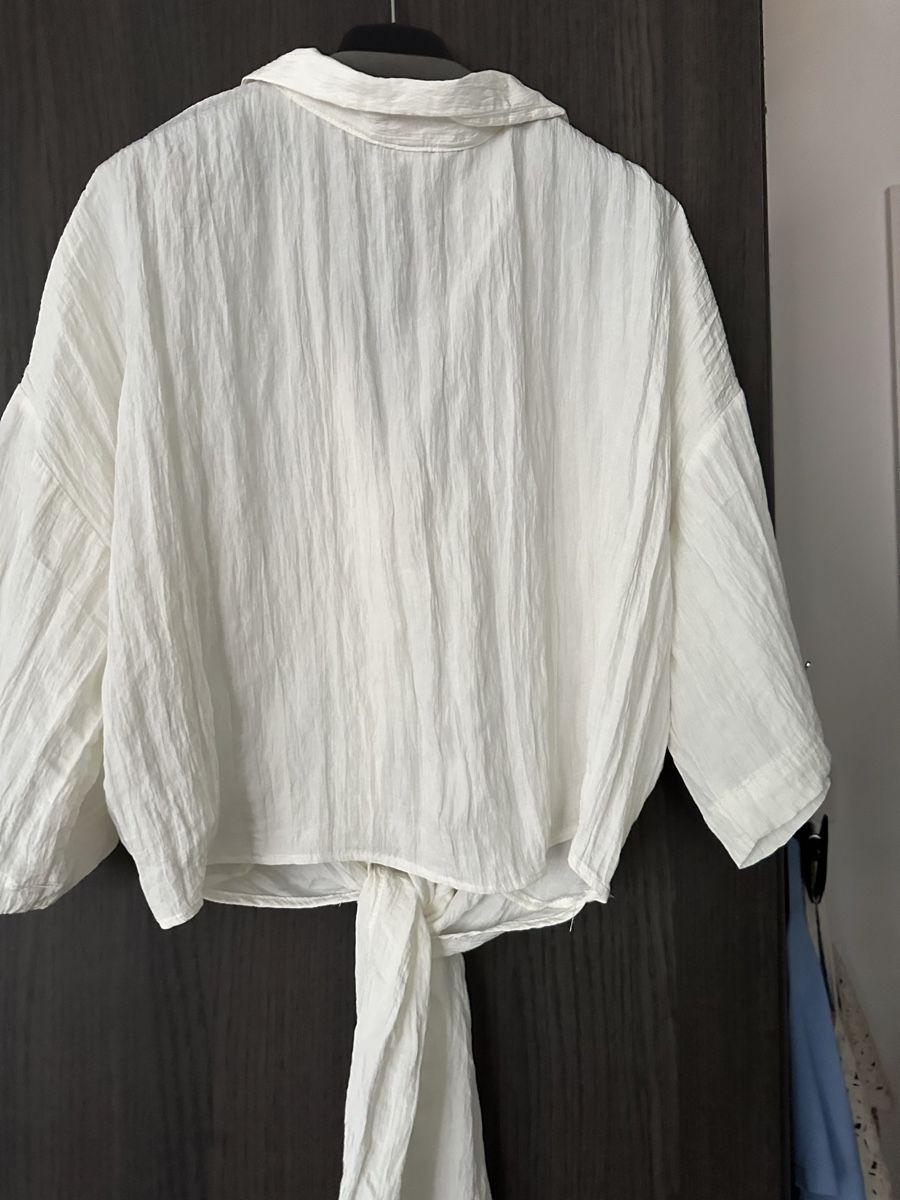 Blusen: Spezielle Damen Oberteil Gr/M – Neu und originalverpackt aus Basel von Ivana_4