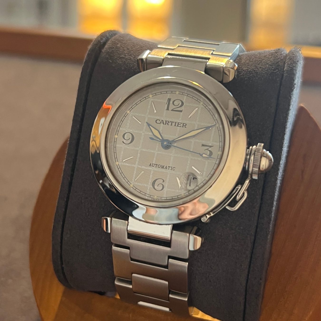 Cartier Orologi: Cartier Pasha C Automatic Silver Dial W31023M7 – Usato da Carouge GE venduto da Watchaser 2