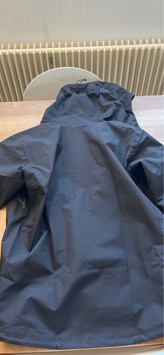 Arcteryx Giacche: Arcteryx Beta SL, Grösse M, Farbe schwarz – Nuovo (secondo la descrizione) da Kriens venduto da horizon_eleven 3