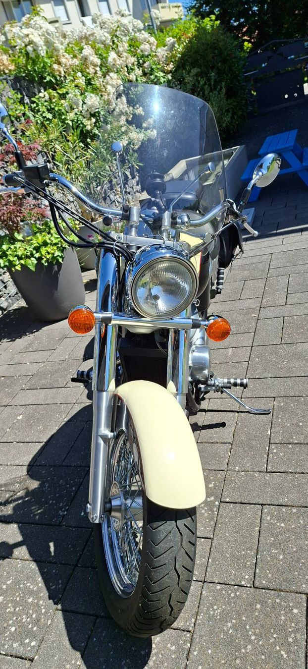 Honda Chopper: Honda Shadow VT750 C/C2 – Usato da Thun venduto da Beathun 2