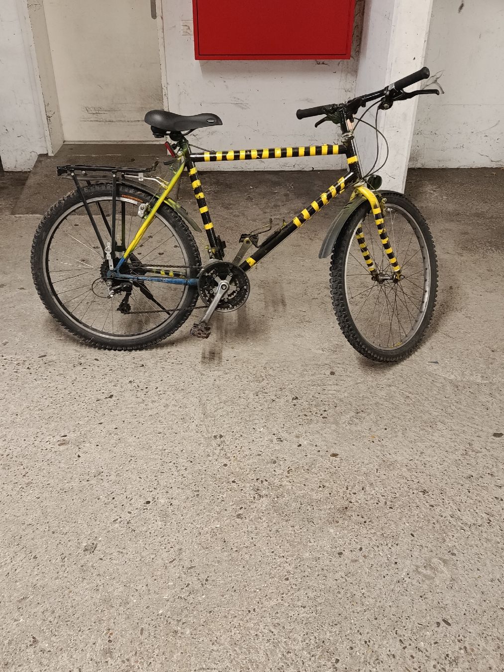 Velos: Velo Gelb schwarz – Gebraucht aus Burgdorf von rom_5rbw