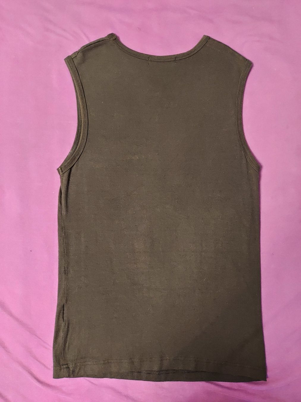 T-shirt: 3 Muskel Shirt – Usato da Dietikon venduto da Miakitty 1