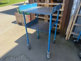 Plattformwagen mit 2 Etagen und Bremsen, 60x60x100cm