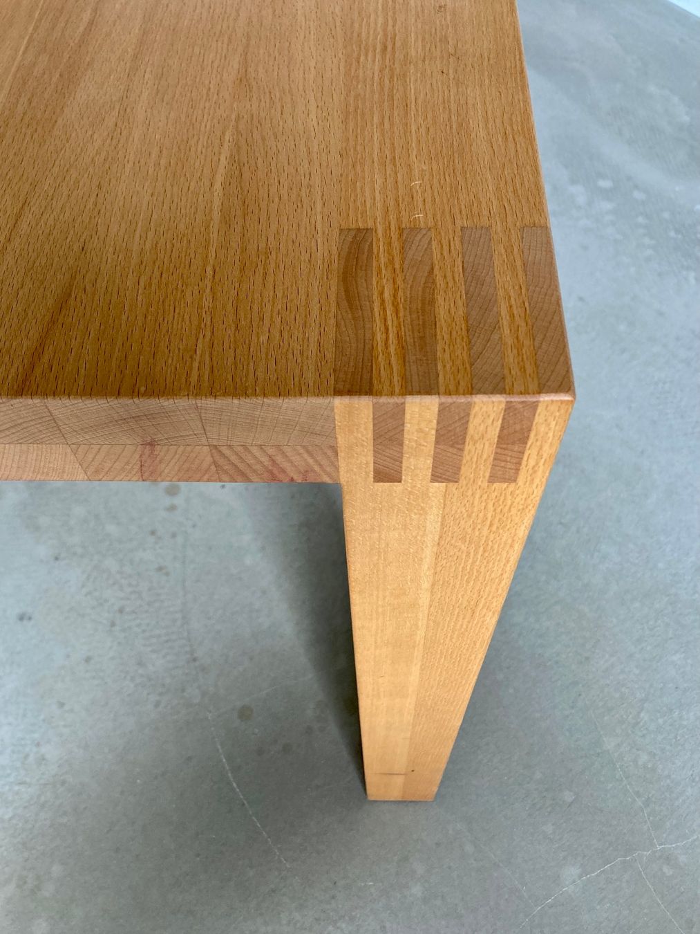 Tavoli: Esstisch Holz massiv Tisch – Usato da Zürich venduto da einszweidrei4
