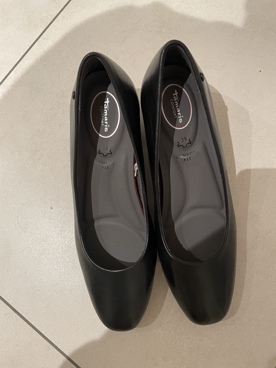 Tamaris Damenschuhe: Neue Tamaris Schuhe – Neu (gemäss Beschreibung) aus Novazzano von White71