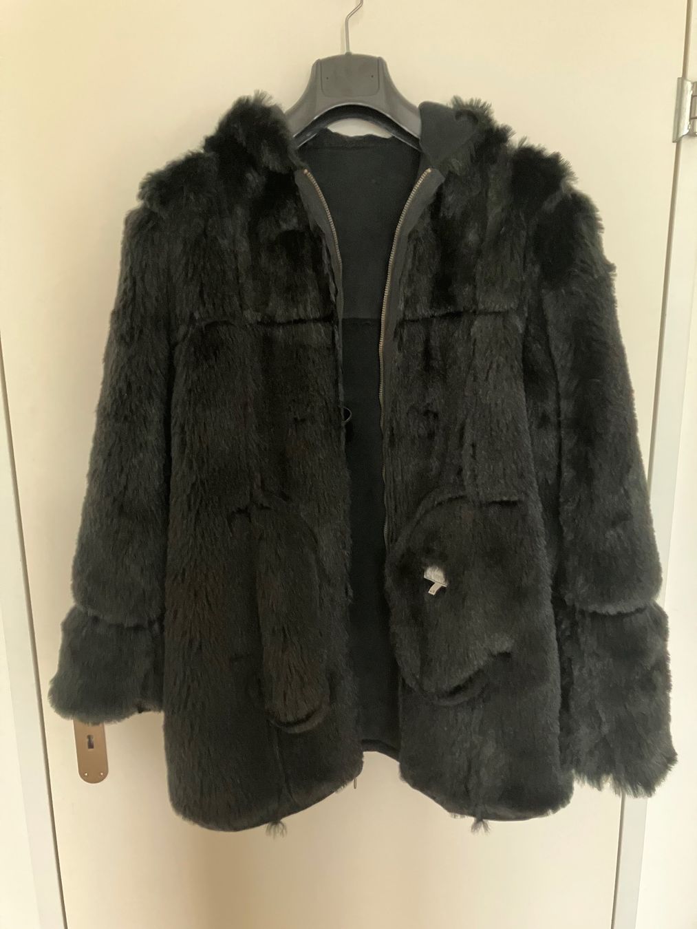 Versace Cappotti: Versace Mantel Grösse 170 – Usato da Zürich venduto da Kue_Zuerich 5