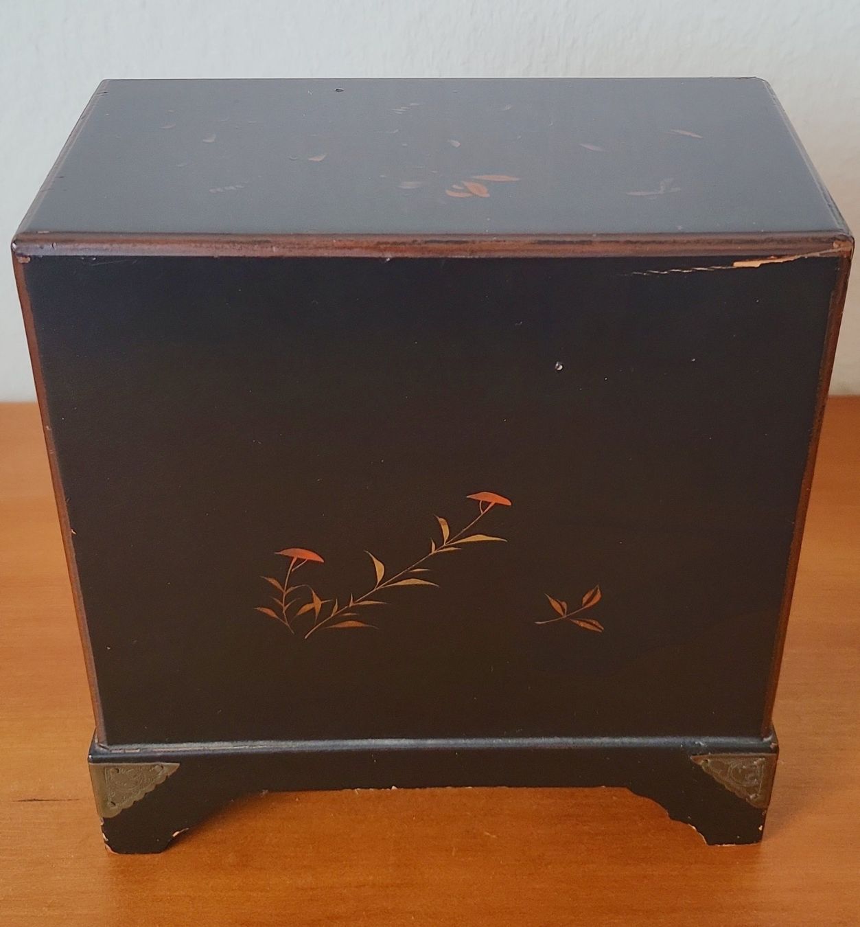 Cassettiere: Antikes japanisches Lack-Kästchen – Usato da Muttenz venduto da Mithrur 2
