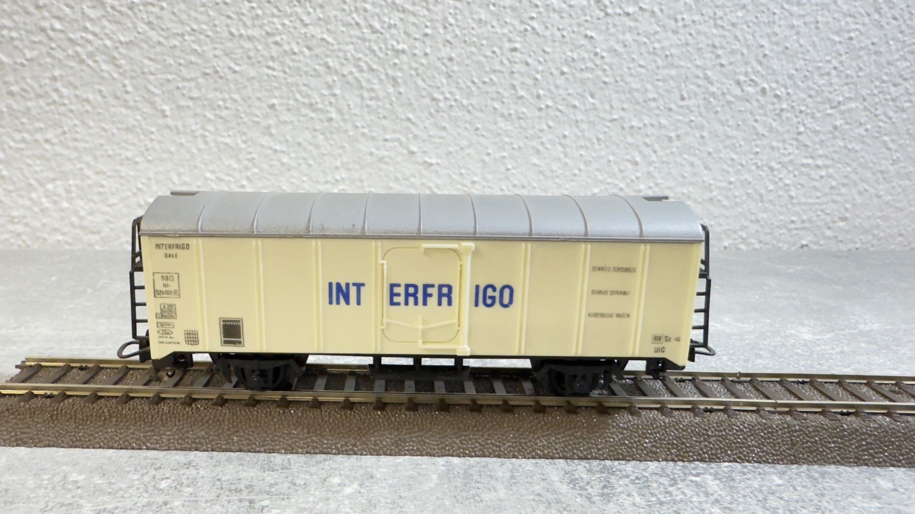 Liliput Modelleisenbahnen: Liliput oder Lima Kühlwagen H0 / DC – Gebraucht aus Windlach von Kelebra 6