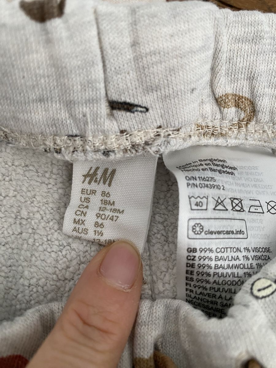Lotti di vestiti: Trainerhose, Jogginghose – Usato da Urdorf venduto da Tjara65 1
