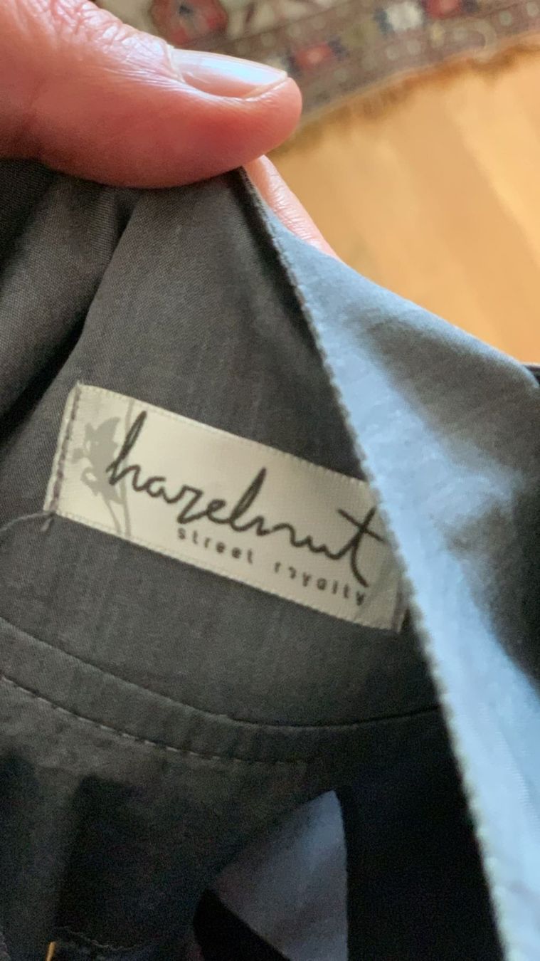 Kleider: Wunderschönes Kleid von Hazelnut Gr. 38 – Gebraucht aus Geneve von mar_8dyp 4