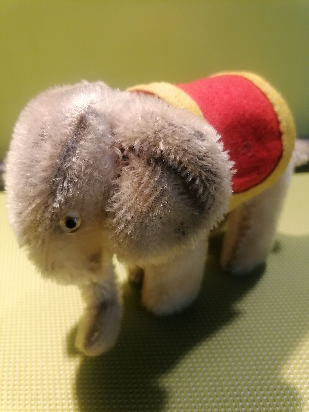 Giocattoli: Petz Plűschtier Elefant – Usato da Biberist venduto da troedlerheinz
