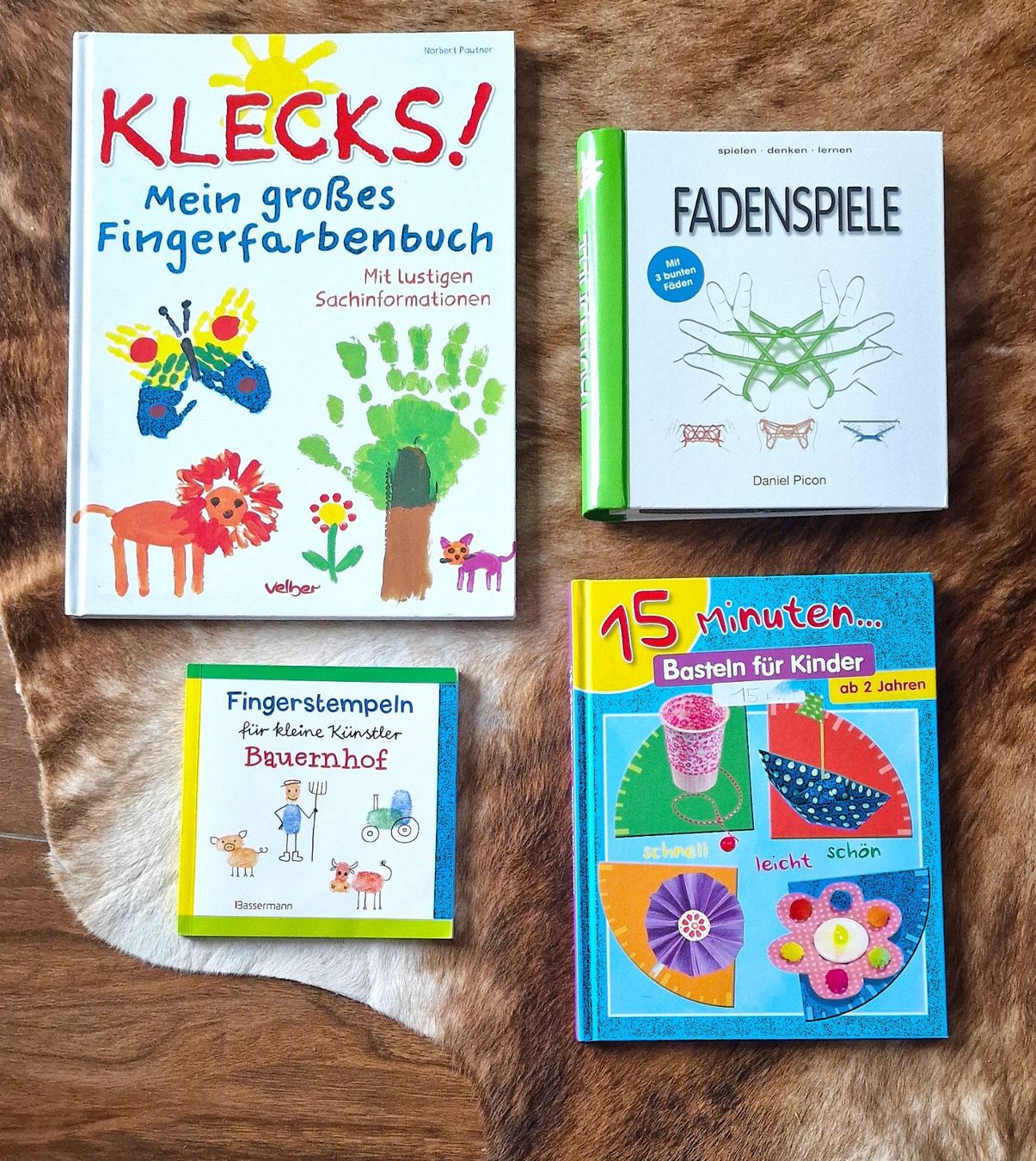 Libri: Bücher Klecks, Fadenspiele, Basteln, Fingerstempel – Usato da Hombrechtikon venduto da MalgorzataJ