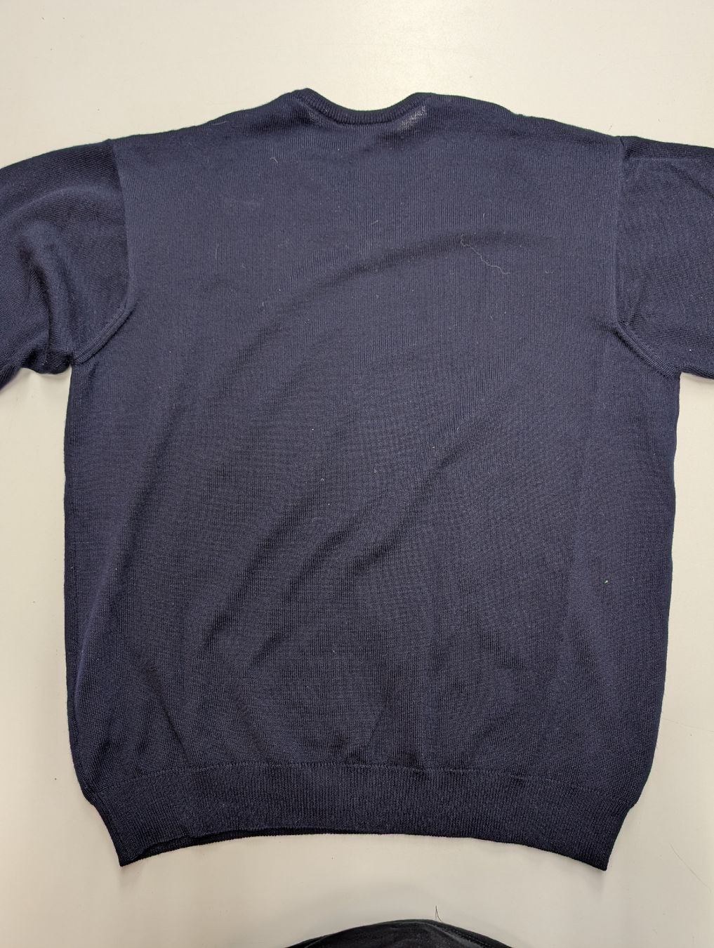 Lacoste Pullover & Sweatshirts: Lacoste Pullover, 100% Schurwolle, Grösse L, dunkelblau – Gebraucht aus Fislisbach von HurtiBrocki 4