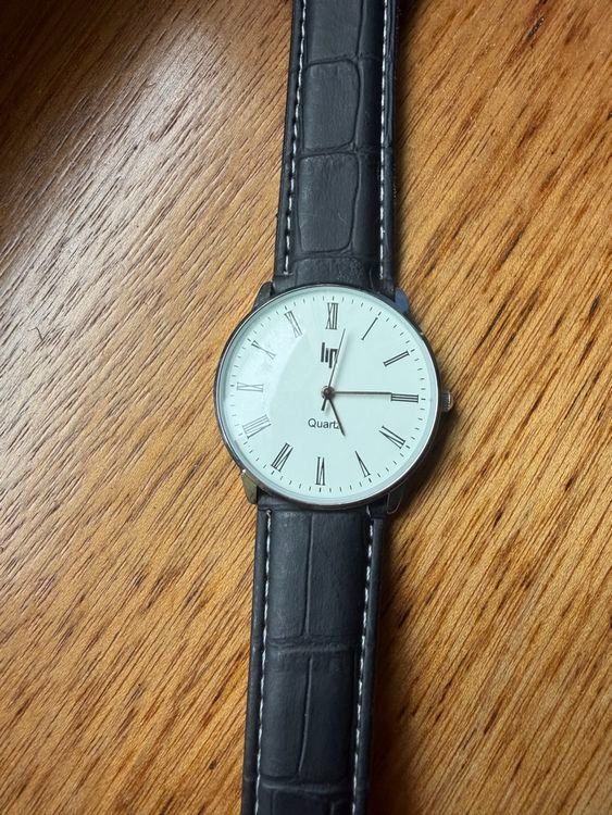 Lip Orologi: Montre Lip Classics Quartz avec bracelet noir – Nuovo (secondo la descrizione) da Bussigny venduto da youli85