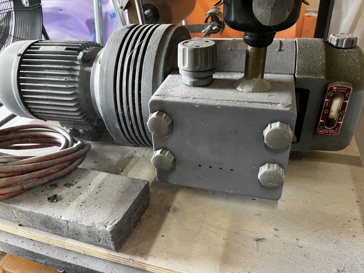 Accessori da laboratorio: Rietschle Vakumpumpe – Usato da Wangen SZ venduto da ca018
