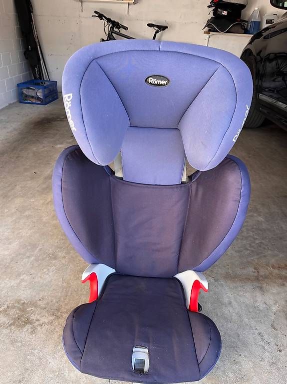 Auto-Kindersitze: Römer Kindersitz mit Isofix – Gebraucht aus Wallisellen von Mandi013