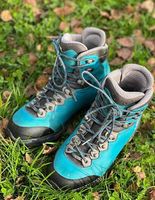 Lowa Trekking Schuhe