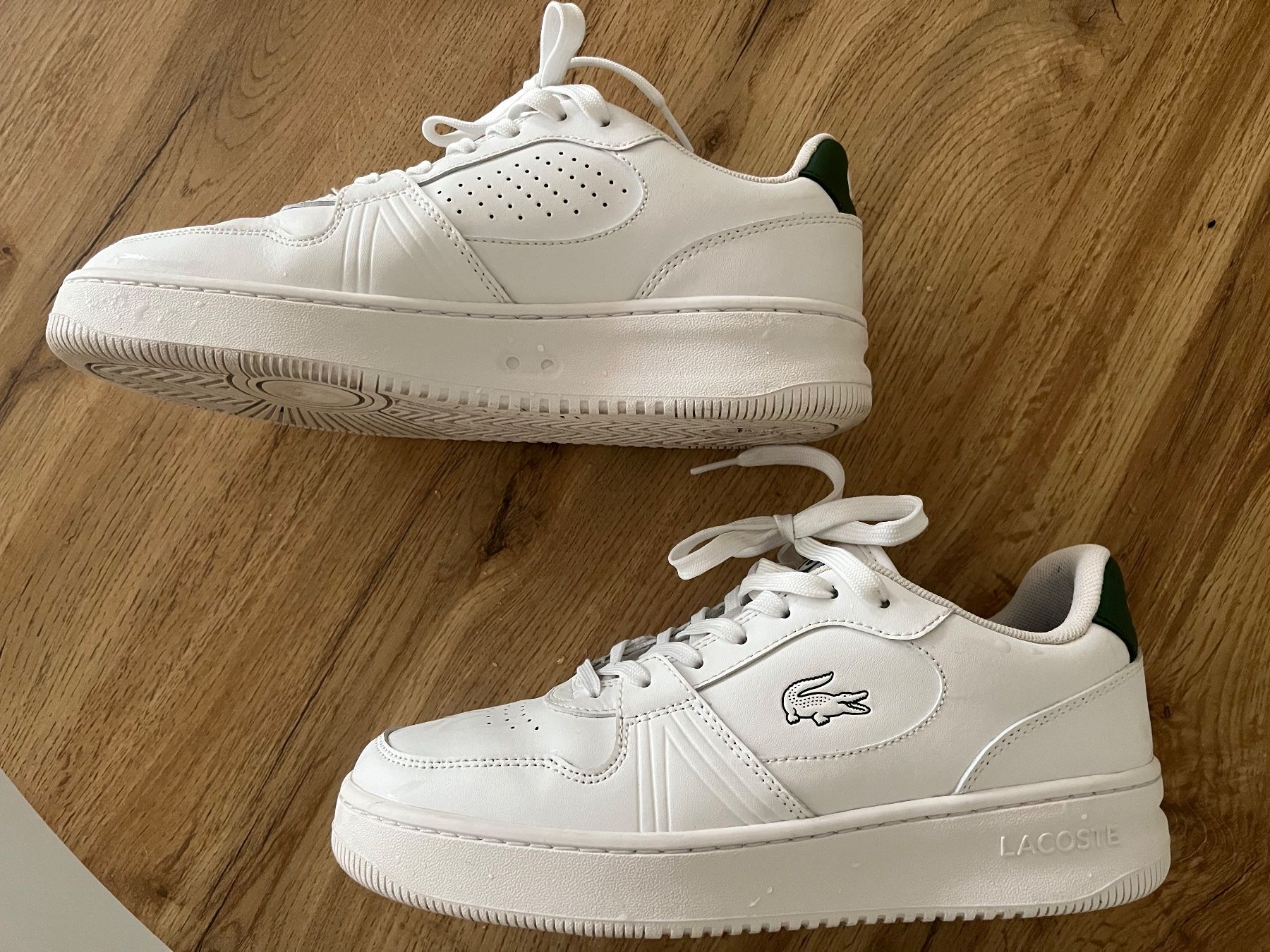 Lacoste Scarpe da uomo: Lacoste L001 SET 224 - blanc/vert - taille 40.5 – Usato da Genève venduto da spi_5ssr