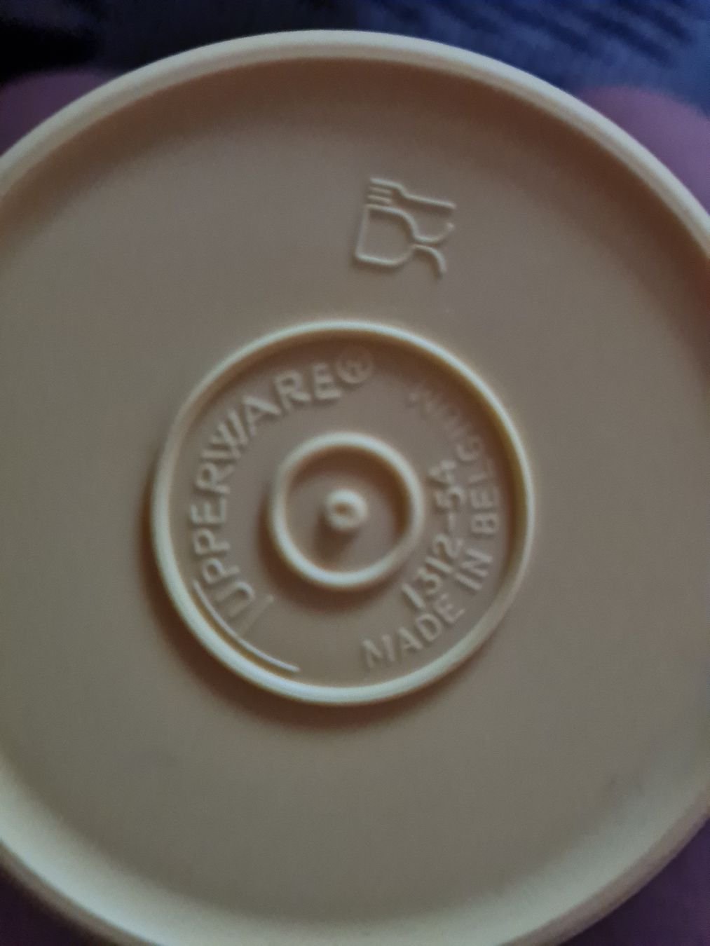 Tupperware Tassen: Tupperware 4Becher gelb mit Deckel neu – Neu (gemäss Beschreibung) aus Münsingen von Cuci31 3