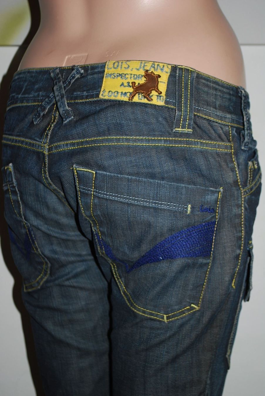 Jeans: Jeans 7/8 LOIS   Taille/Grosse 34 – Usato da Cossonay-ville venduto da Super-Price-Quality 7